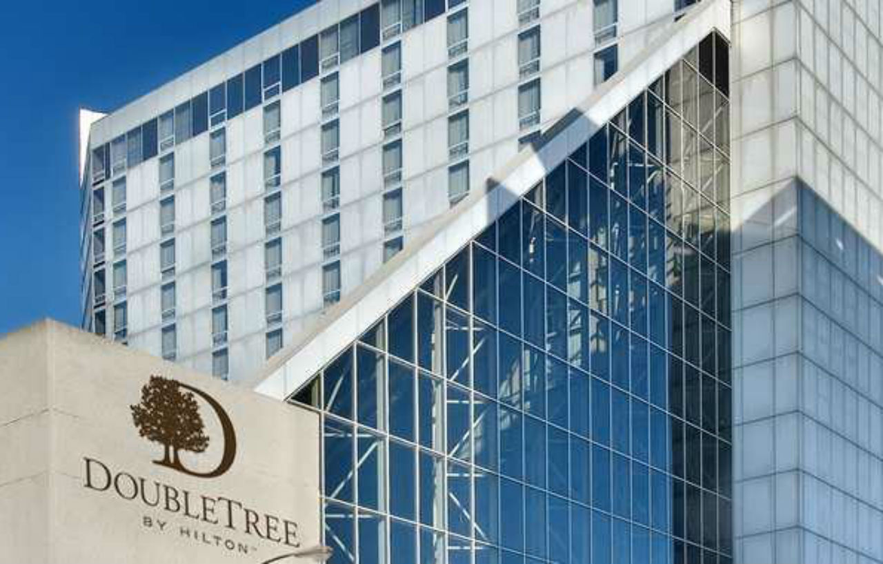 Отель Doubletree By Hilton St Paul Downtown Сент-Пол Экстерьер фото